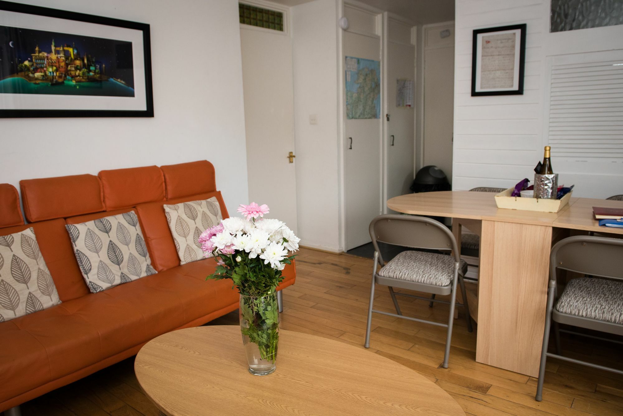 Very Central Location- Free Parking - 2 Bedrooms Belfast Esterno foto