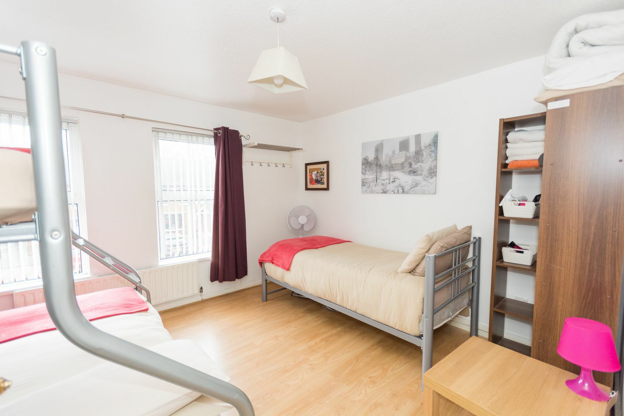 Very Central Location- Free Parking - 2 Bedrooms Belfast Esterno foto